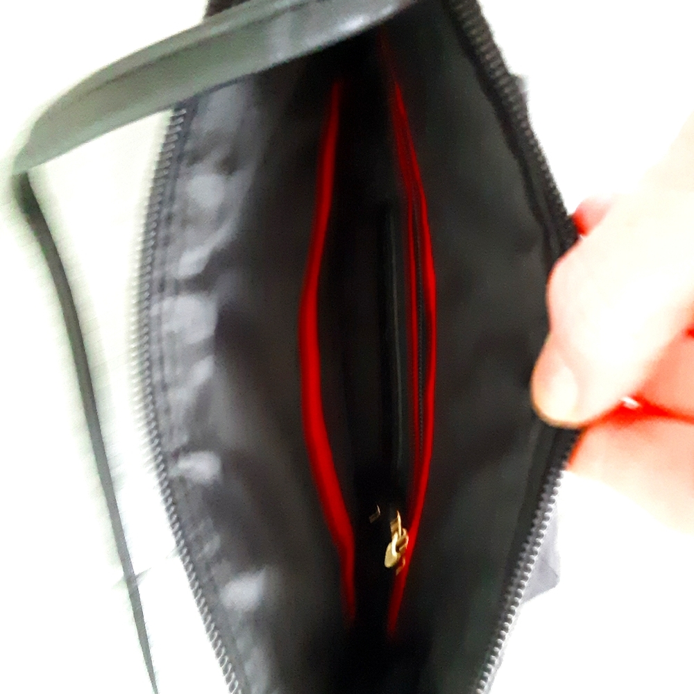 Tommy Hilfiger purse